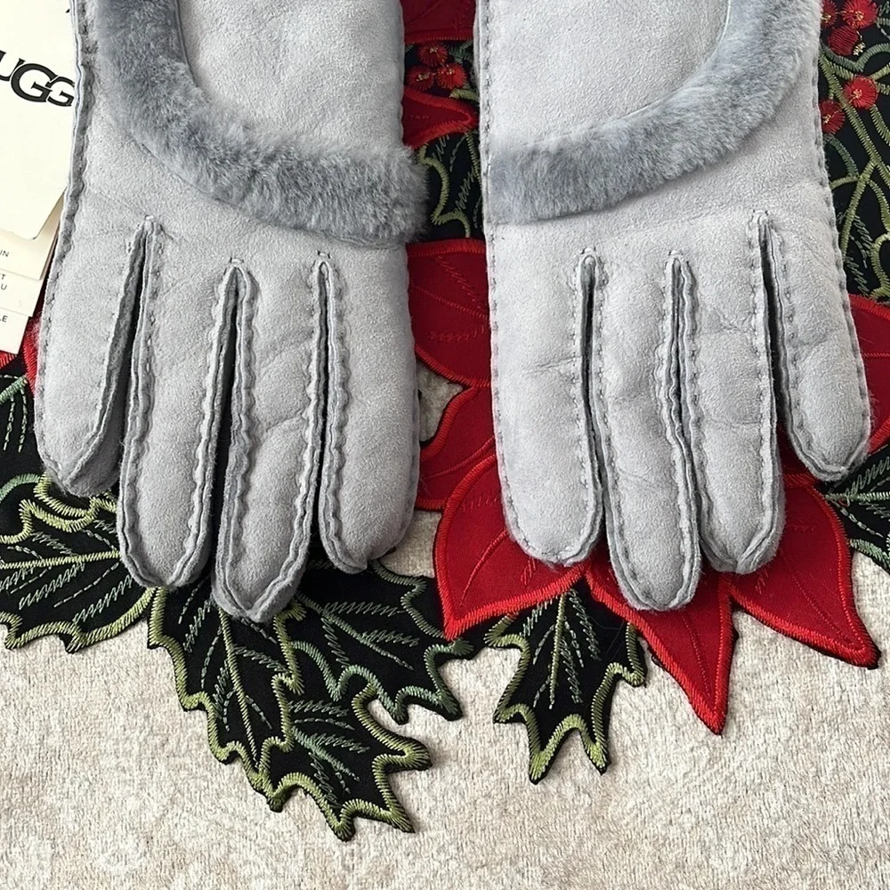 Brand New UGG Shearling Sheepskin Handsewn Touchscreen Gray Gloves Leather Trim